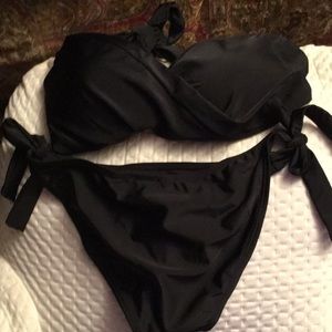 New  with tags Black Ingear Bikini